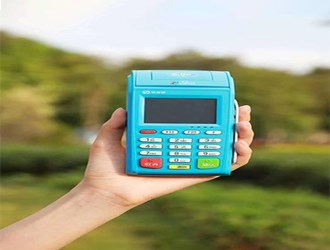 怎么使用銀盛通pos刷卡機？